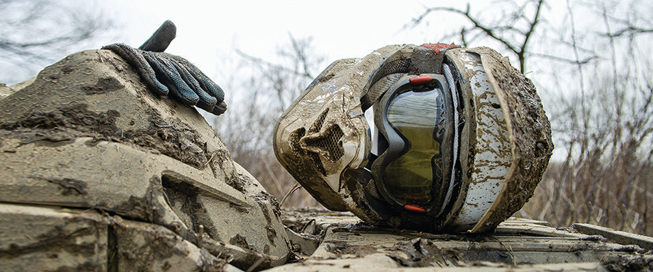 How to Clean and Maintain Your Motorcycle Riding Gear?