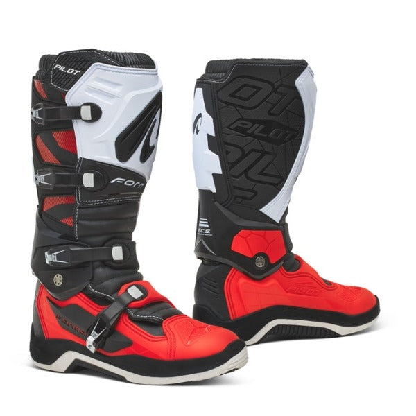 Forma Pilot Boots - Black Red White