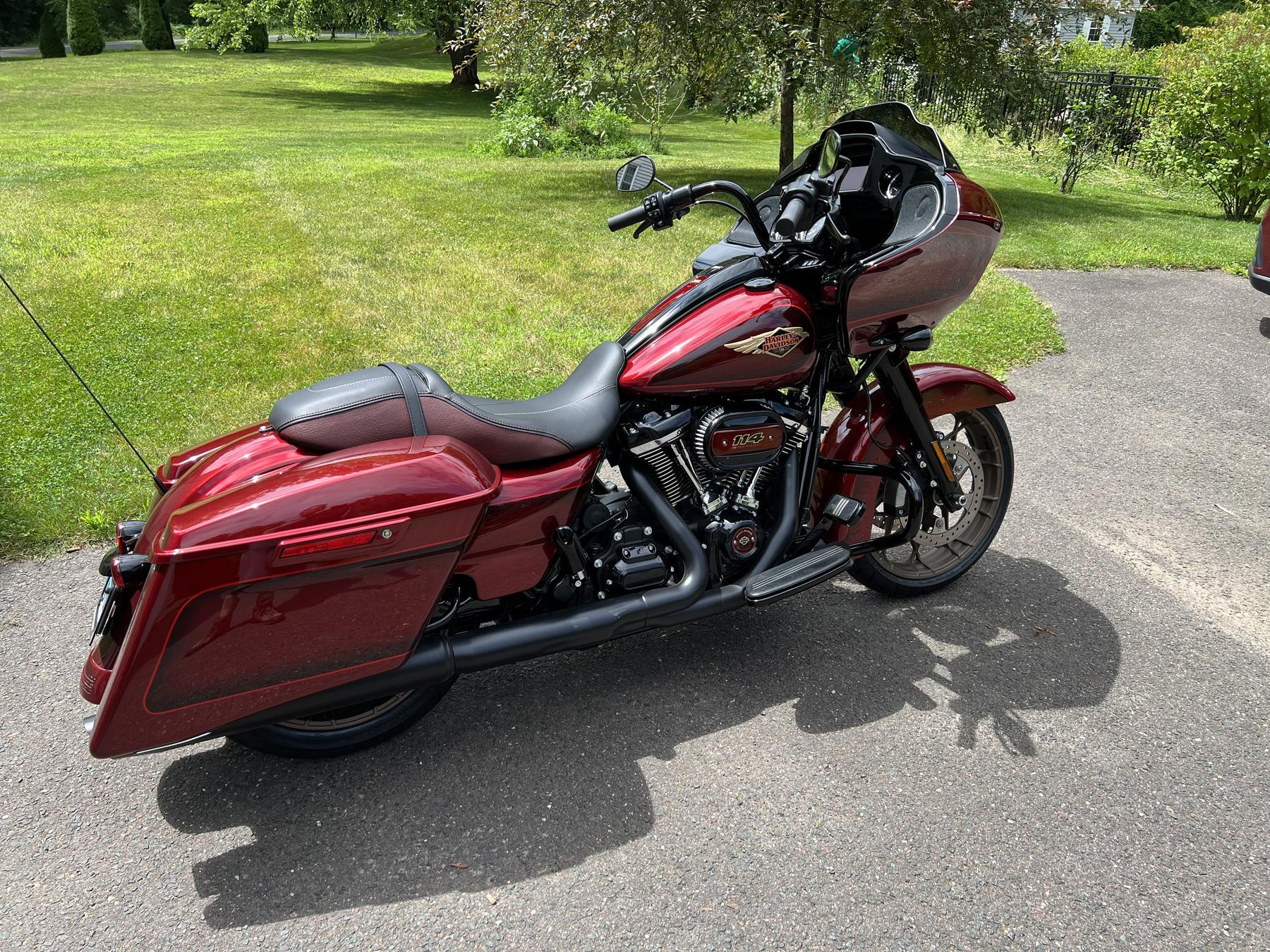 Khrome Werks Exhaust - HP-Plus 4.5" Slip-On Mufflers For Harley Touring 2017-2025 - Black / Black Edge