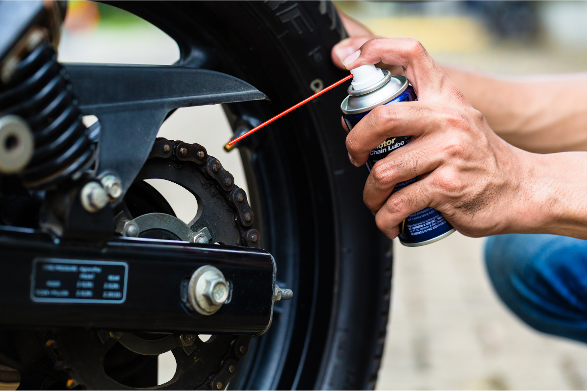 Best Way To Clean your Motorcycle Chain.