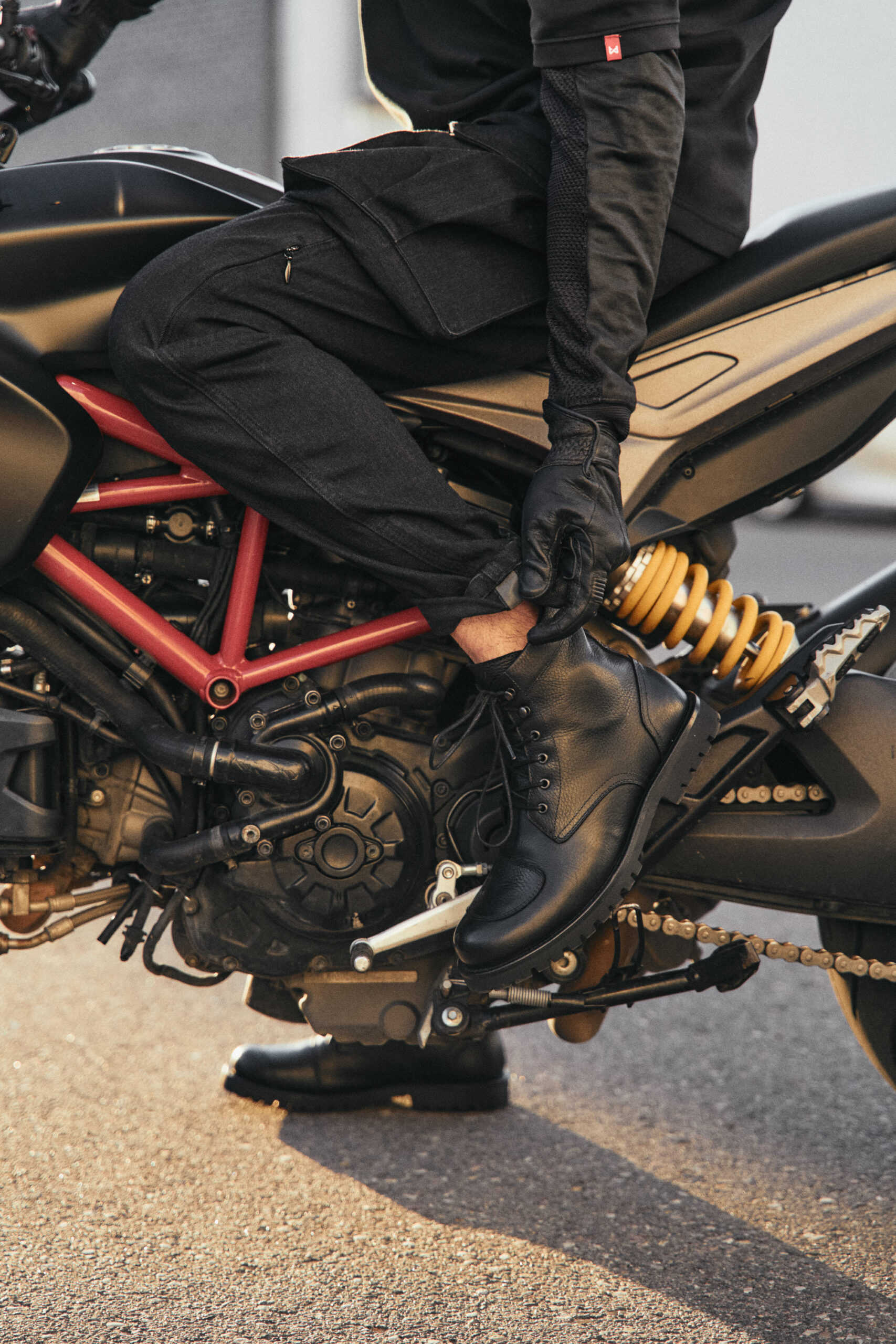 Pando Moto Jeans - Desert Cargo, L32 - Black