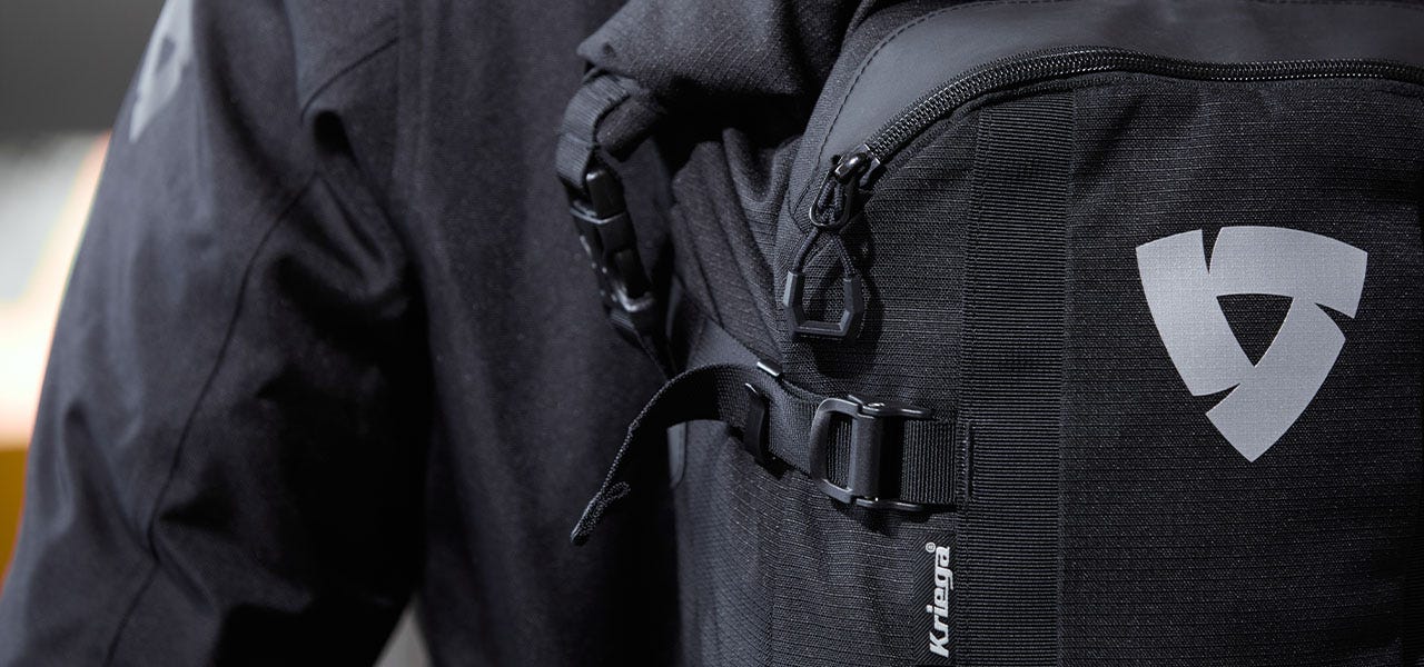 Rev'it! Backpack - Load 22L H2O - Black